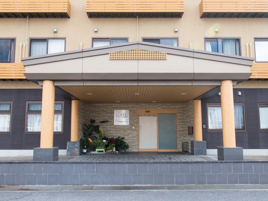 エントランスの外観
