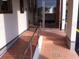 エントランスと階段