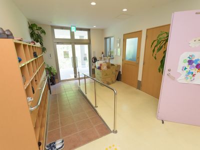 明るい受付エリアか