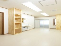 明るい多目的スペース