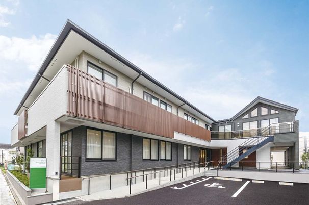 現代的な建物の外観