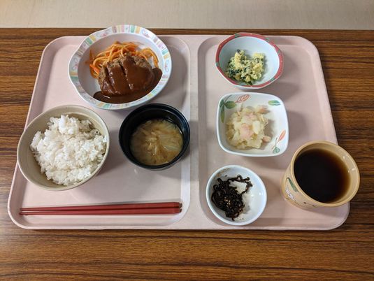 バラエティ豊かな食事