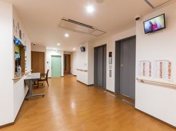 清潔感ある廊下の様子