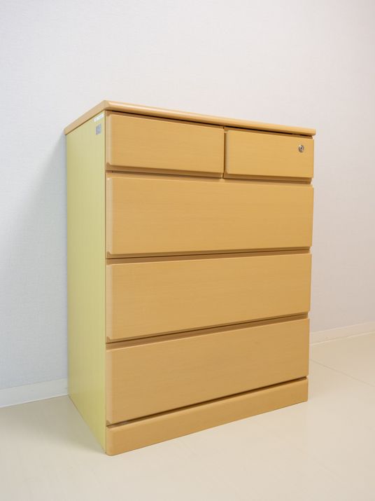 収納家具の居室