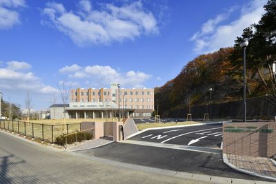 ゆとりある施設の外観