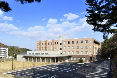 広々とした明るい外観