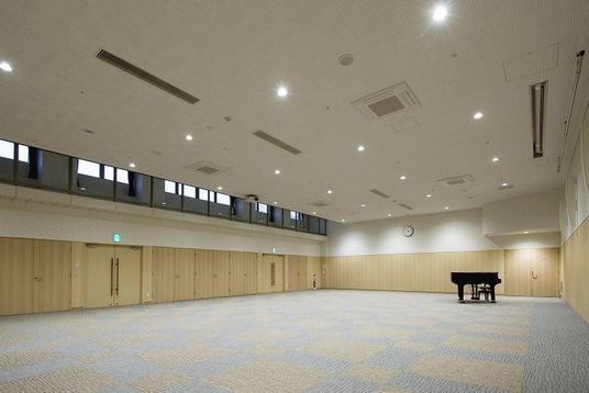 広々とした多目的室
