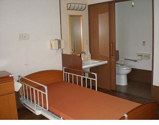 快適な空間の居室 居室 広々とした居室には、使いやすい洗面台が設置されています。快適な環境で過ごせます。
