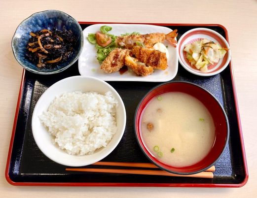 温かい和食の料理