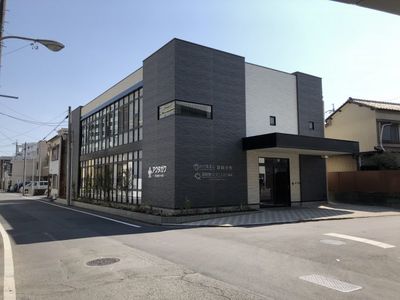 スタイリッシュな外観