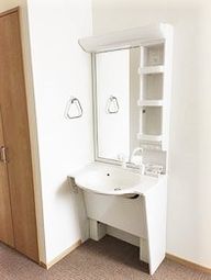 清潔感ある明るい洗面台