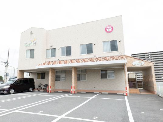 清潔感のある施設外観
