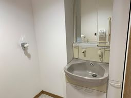 シンプルな洗面台
