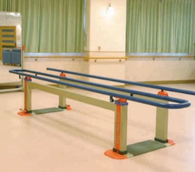 機能訓練用の手すり