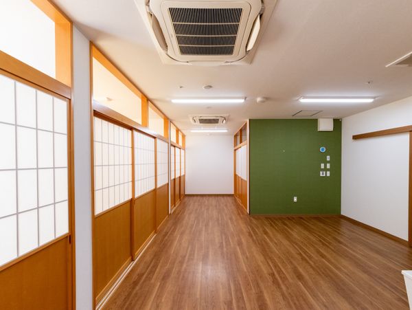 明るい廊下  