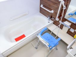 バリアフリー浴室施設