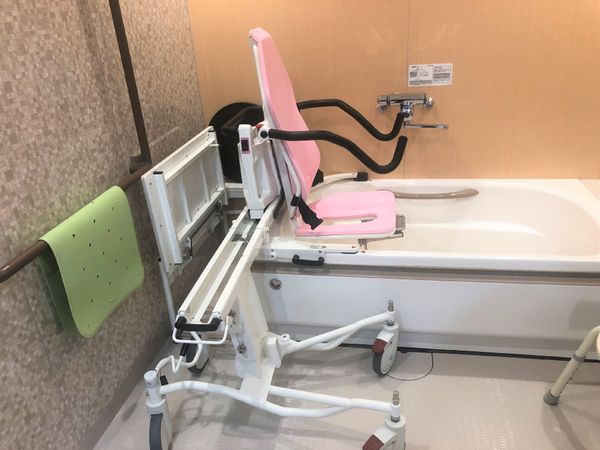 バリアフリー浴室設備