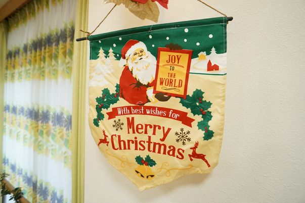 クリスマスの飾りつけ