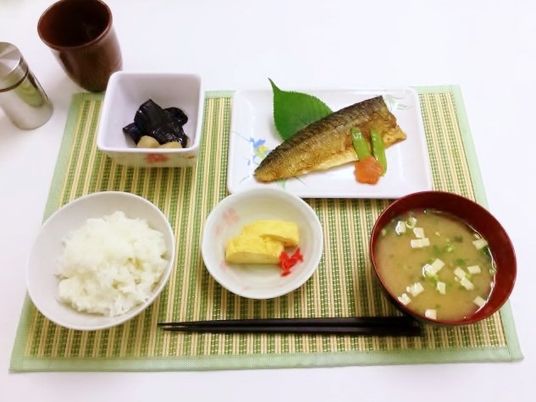 和食の給食セット