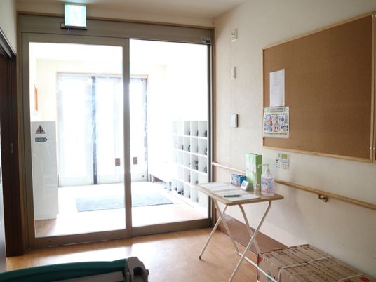 入口付近の廊下