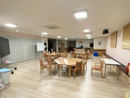 明るい多目的スペース