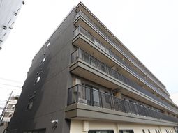 現代的な建物の外観