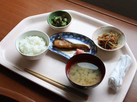 和食の食事セット