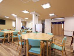 明るいダイニングルーム