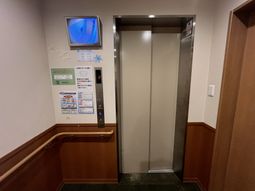 案内があるエレベーター