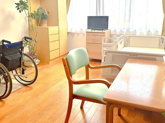 明るい居室  