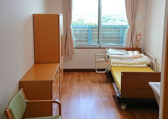 窓付きの居室