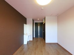 清潔感のある明るい居室