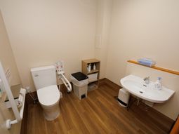 バリアフリーなトイレ空間