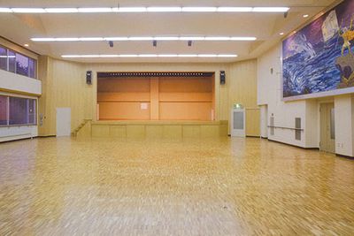 多目的利用可能な広間