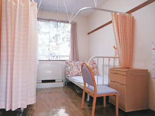 明るい居室  