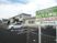 施設の外観と看板  