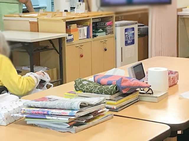 広々とした食堂 食堂 自然光が心地よい食堂では、リラックスしながらお話が楽しめます。車椅子の方にも優しい設計です。
