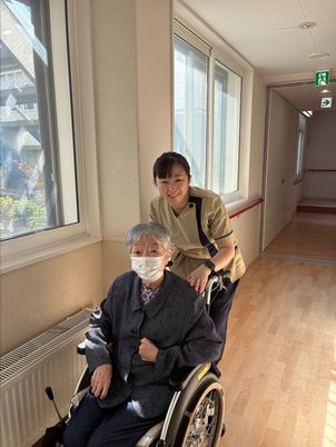 明るい廊下の様子