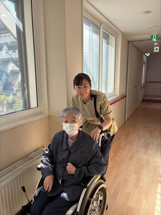 明るい廊下の様子