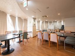 和やかな雰囲気の食堂