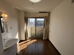 日光が差し込む居室