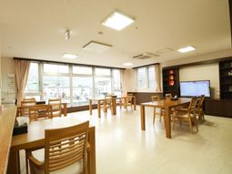 明るいダイニングルーム