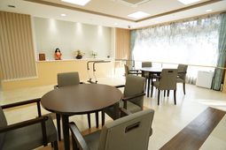 明るいダイニングエリア