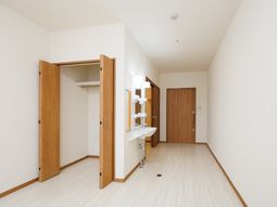 広々とした居室の一角