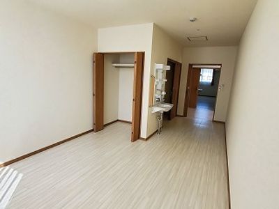 明るい空間の居室一例