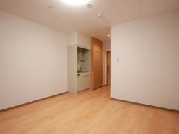 シンプルな居室空間