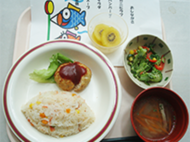 栄養バランスの良い料理 料理 栄養豊富で彩り豊かな食事です。利用者様の健康のために、バランスの取れたメニューを提供します。