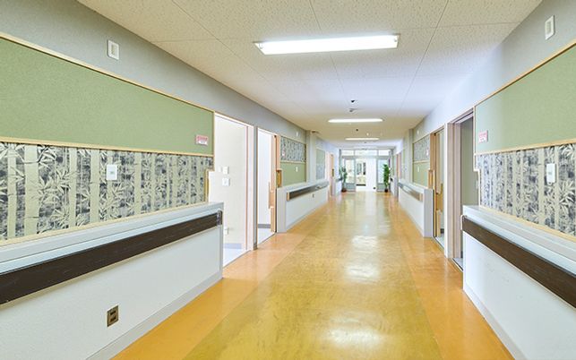 広々とした廊下