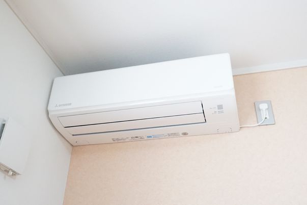 壁掛けのエアコン