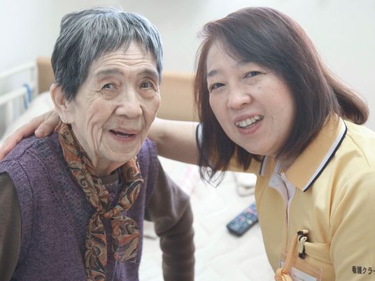 和やかな様子のスタッフイメージ